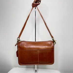 Coach Vintage Companion saddle crossbody bad with detachable strap